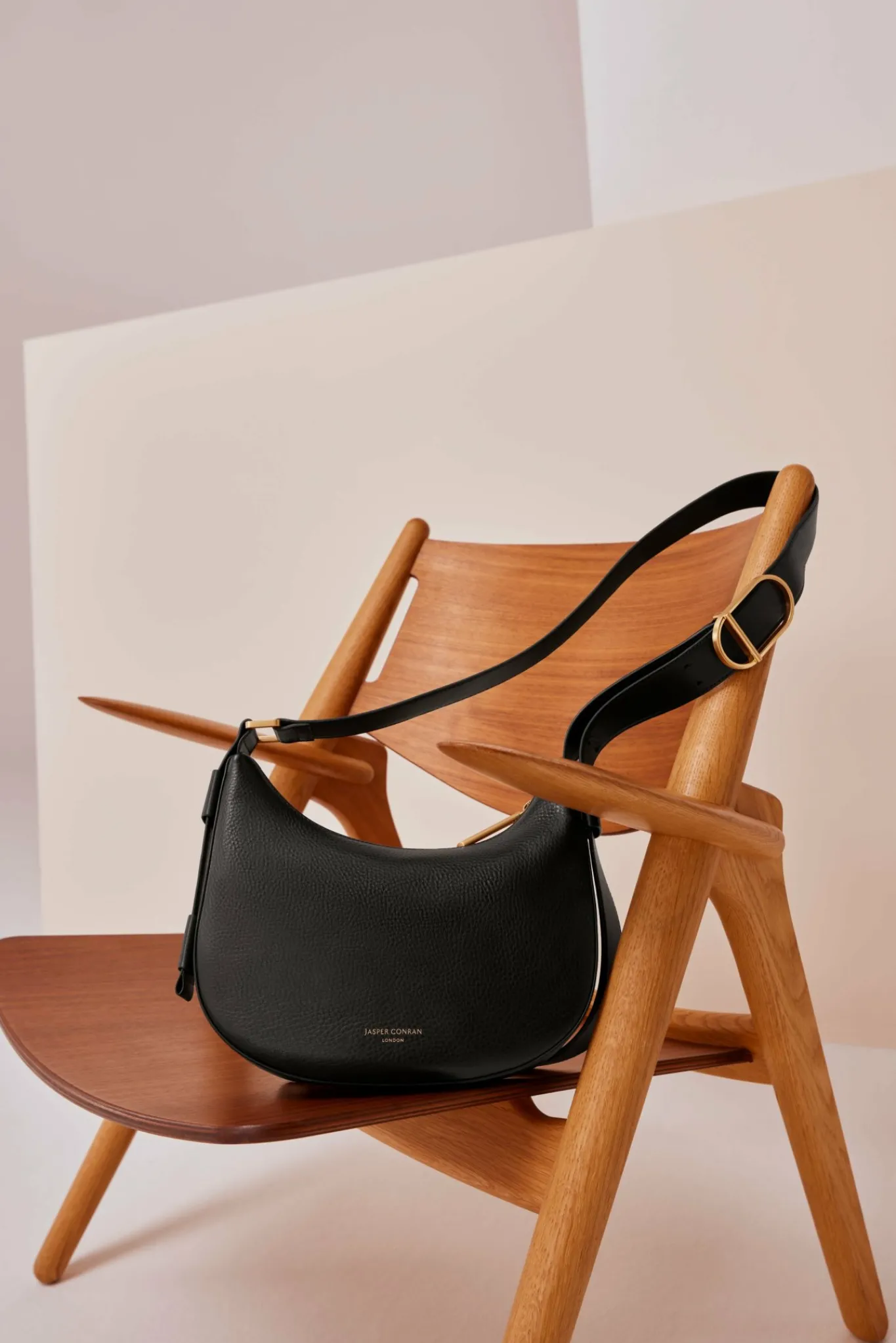 Beatrix Scoop Leather Cross Body*Jasper Conran Outlet